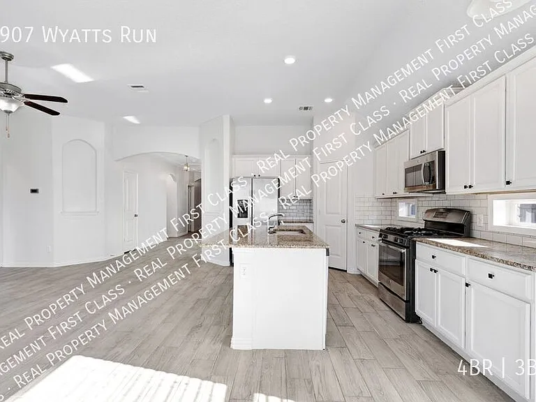 8907 Wyatts Run — Photo 10