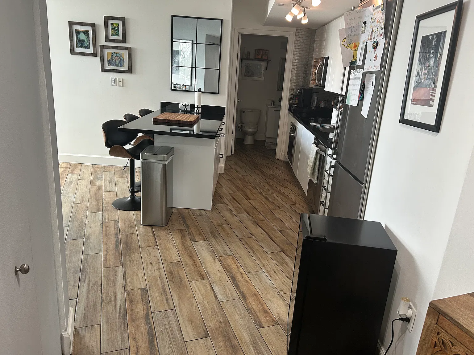 2 bed, 930 sqft, $4,000 — Photo 4