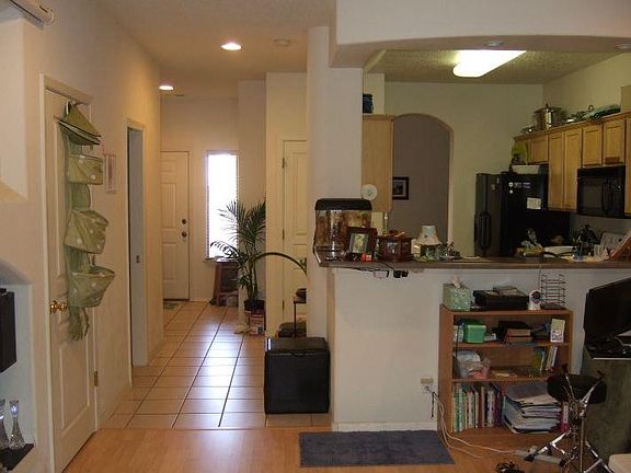3rd image of 4211 Pitt St NE Unit 3