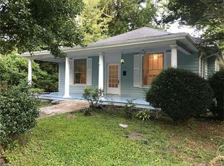 1014 5th Ave W, Hendersonville, NC 28739