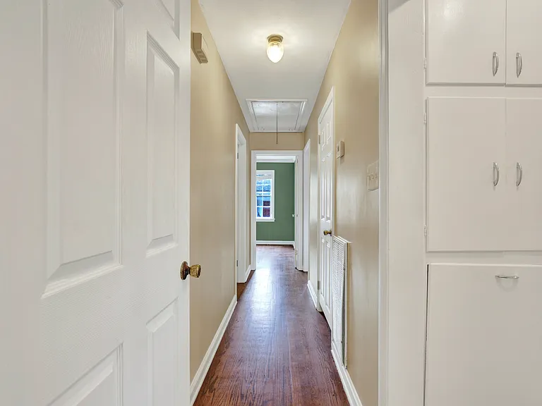 331 Oxford Dr — Photo 21