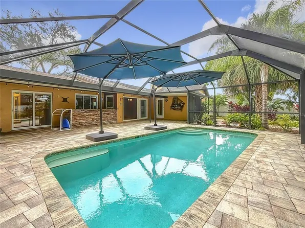 9391 121st Ter, Largo, FL 33773