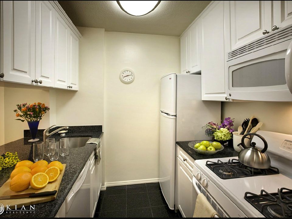 1st image of 151 E 31st St APT 28B