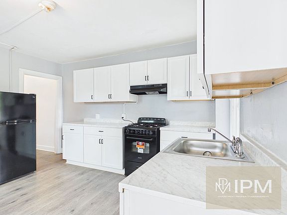 3rd image of 23 E South St Unit 2