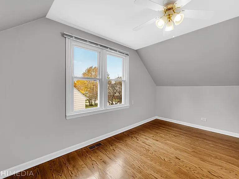6661 Glenview Dr — Photo 16