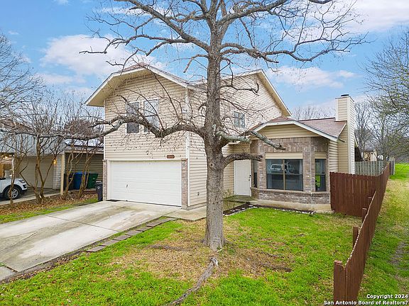 4th image of 13118 FEATHER POINT DR