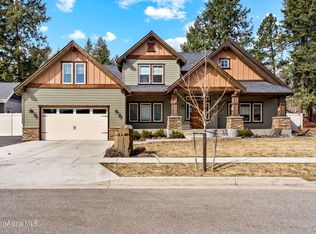 11901 N Rocking R Rd, Hayden Lake, ID 83835