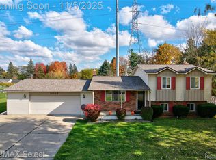 3088 Layman Dr, Flint, MI 48506