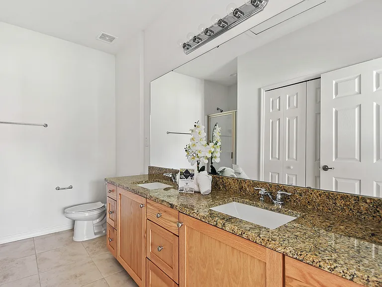 Spring Tree Village Apartments — Photo 48