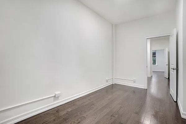 Rented by Compass | media 29