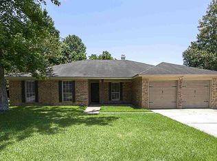 8150 Shenandoah Dr, Beaumont, TX 77706