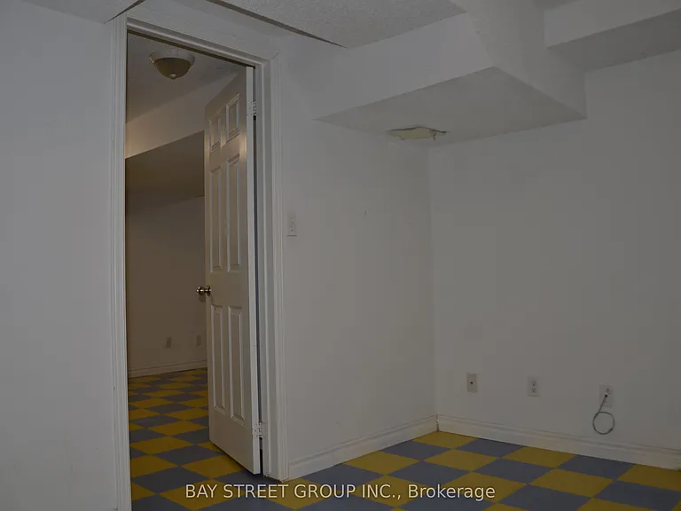 283 Port Royal Trl — Photo 6