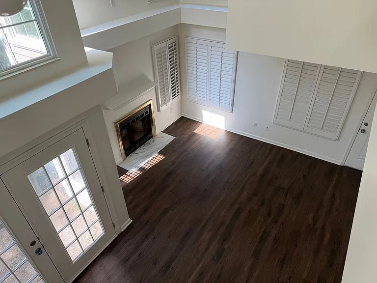 106 Meridian Ct — Photo 19
