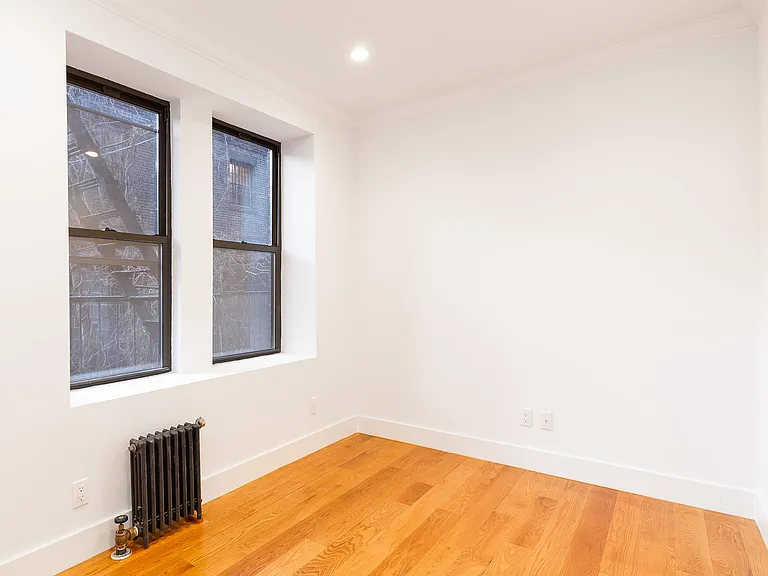 260 Washington Ave #B5 — Photo 10