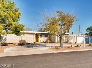 504 E Fairway Rd, Henderson, NV 89015