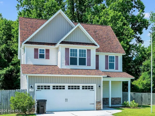 111 Chasity Way, Hubert, NC 28539