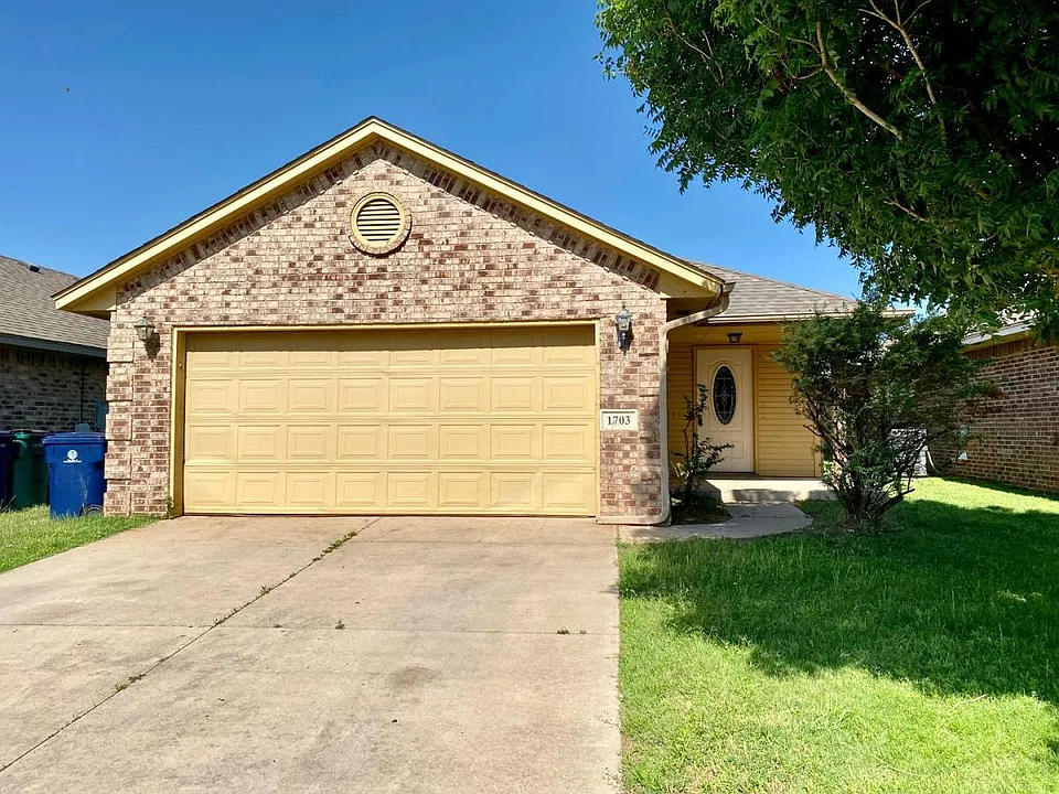 1703 Everglade Ct