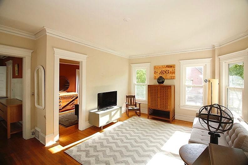 2nd image of 2717 E Hartford Ave #2717