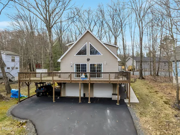 1064 Lakeland Dr, Lake Ariel, PA 18436