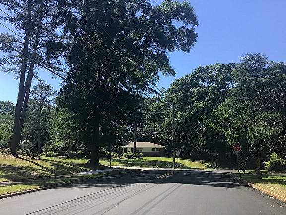 4th image of 216 Bellehurst Dr