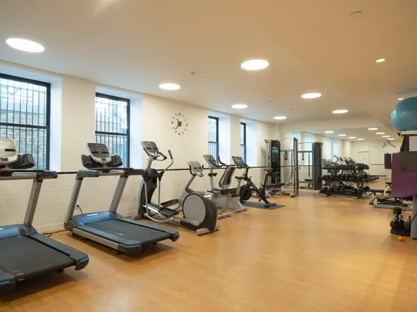 555 West End Avenue image 15 of 16