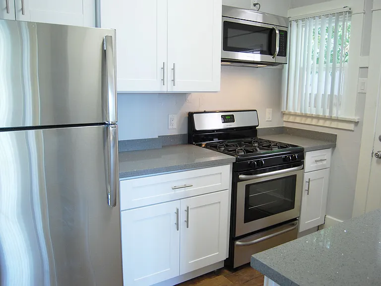3817 E Livingston Dr — Photo 27