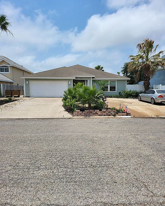 1st image of 13730 Eaglesnest Bay Dr
