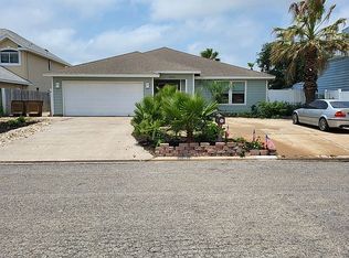 13730 Eaglesnest Bay Dr, Corpus Christi, TX 78418