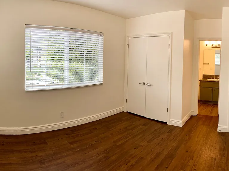203 Ladera Street — Photo 6