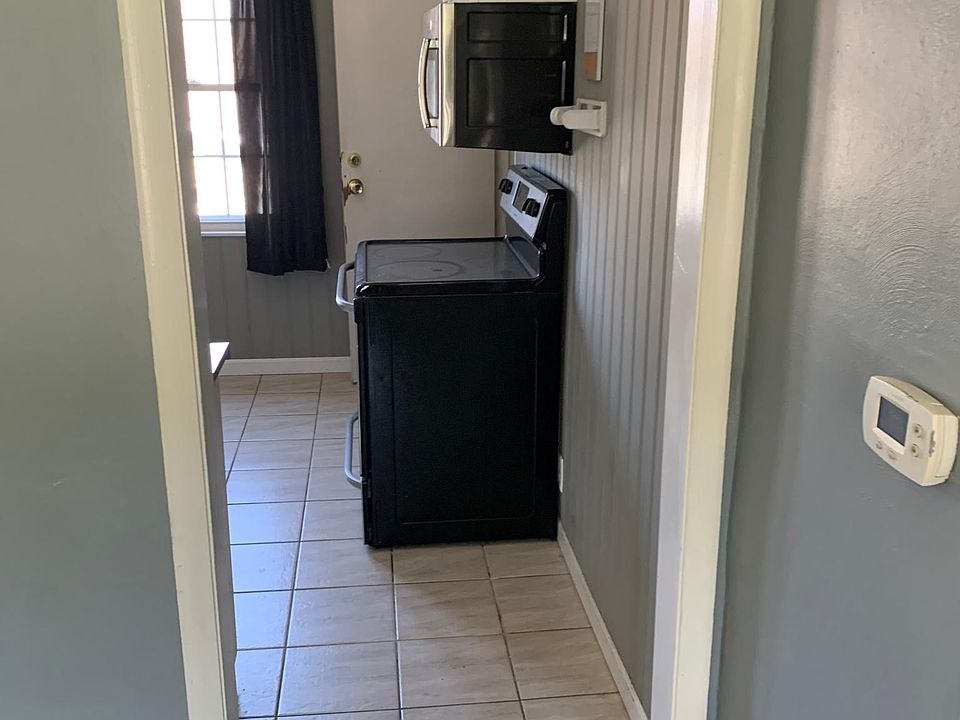 1st image of 2608 Ewing Ave