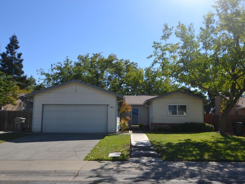 1st image of 103 Saint Marie Cir