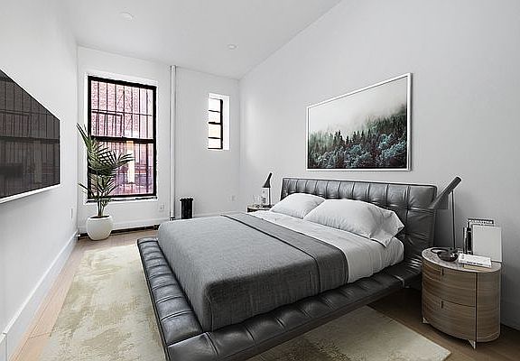 5th image of 167 1st Ave #8
