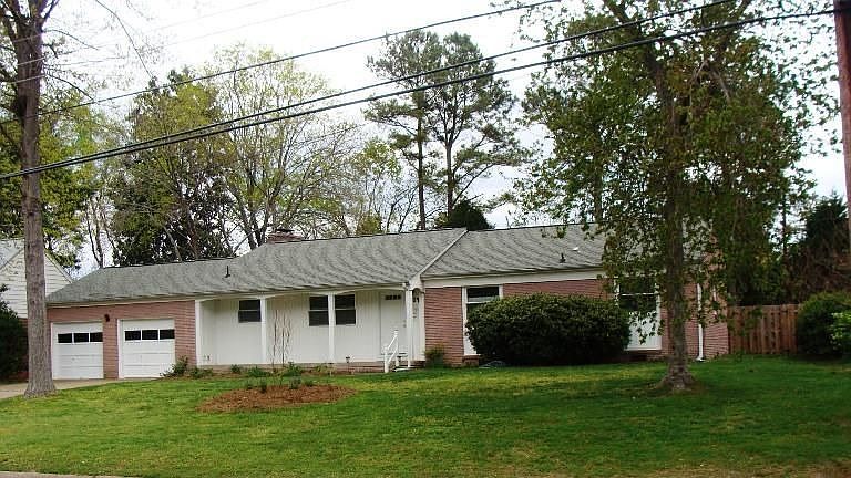 1st image of 204 Thomas Nelson Ln