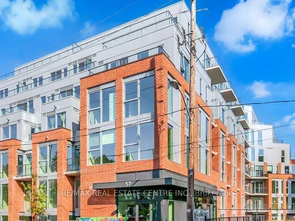 57 Brock Ave #514, Toronto, ON M6K 0H3