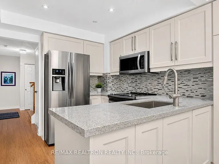 116 Andona Cres — Photo 10