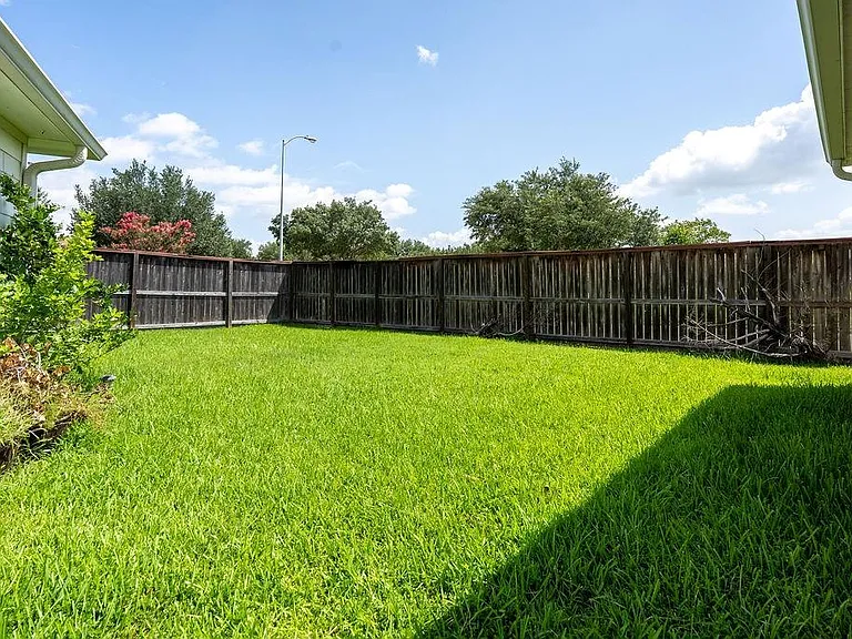 12502 Boxwood Way Ln — Photo 49