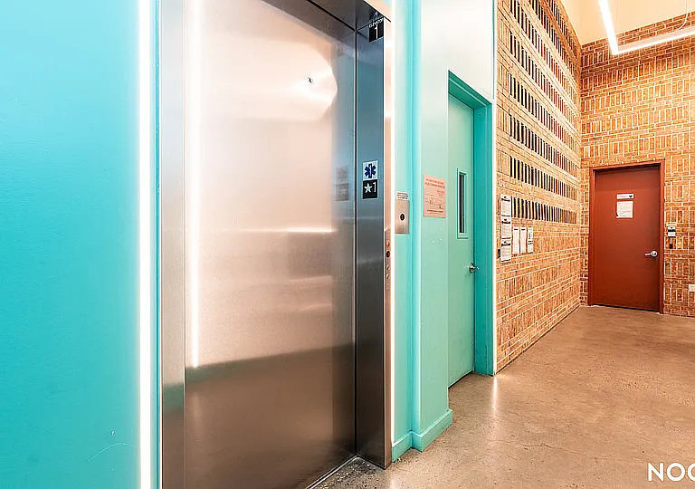58 Vanderbilt Ave #9Z — Photo 24