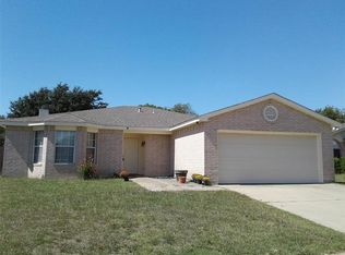 825 McCully St, White Settlement, TX 76108