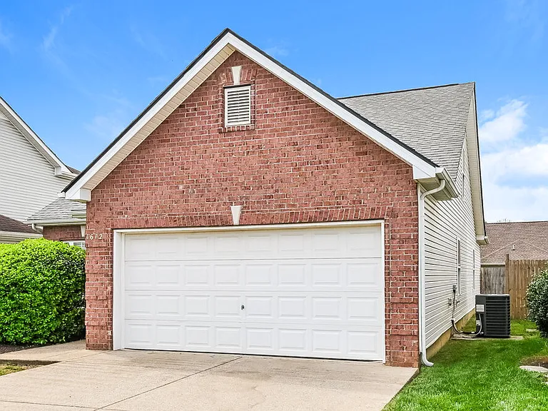 1612 Allston Dr — Photo 4