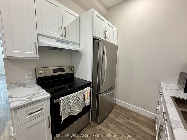 537 Talbot St #6 — Photo 12