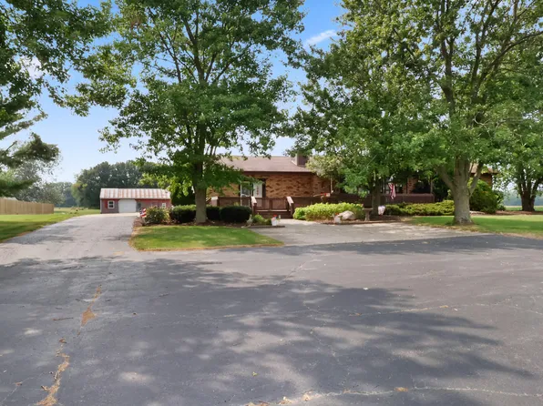 228 S 675 W, Hebron, IN 46341
