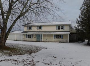 864 Main St, Calais, ME 04619