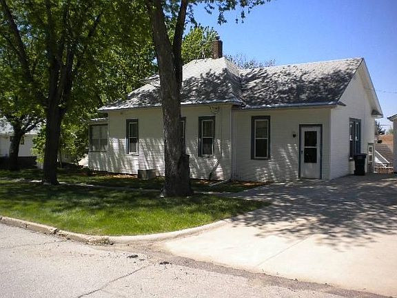 2nd image of 721 37th St