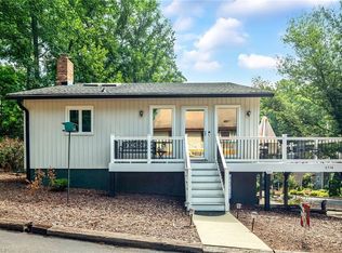 2716 Merry Oaks Trl, Winston Salem, NC 27103
