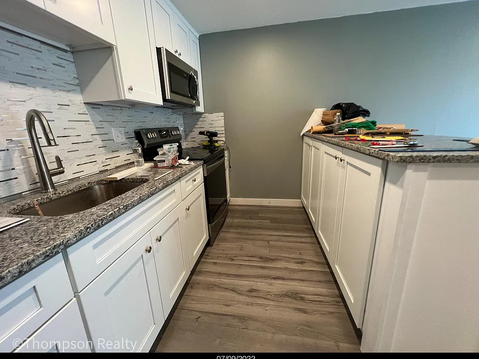 426 Pleasant St #20