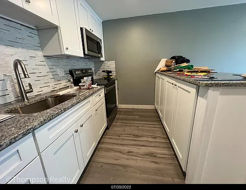 426 Pleasant St Photo 1