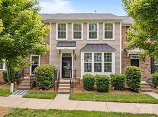 6846 Colonial Garden Dr, Huntersville, NC 28078