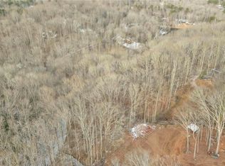 33 Forest Dr, Travelers Rest, SC 29690