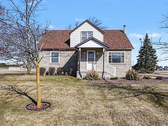 2nd image of 800 W Midland Rd