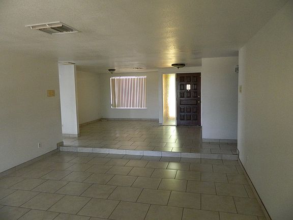 3rd image of 8522 E Pine Valley Dr